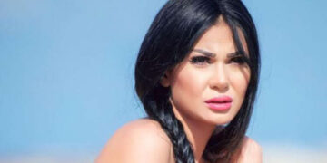 الفنانة منى ممدوح تنعى الاعلامي وائل الابراشي