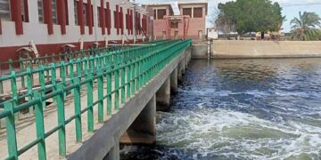 وزير الري يتابع موقف مشروعات محطات الرفع على مستوى الجمهورية