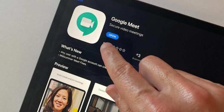 كيفية ترجمة مكالمات Google Meet في الوقت الفعلي