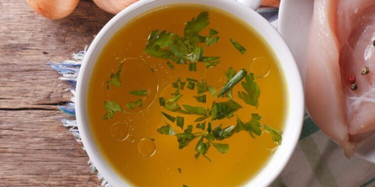 شوربة العظام.. 8 فوائد ستقنعك بتجربة تناولها