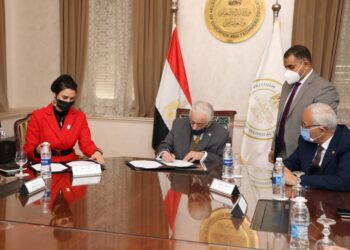 التعليم توقع بروتوكول مع حياة كريمة لرعاية الموهوبين بالقري