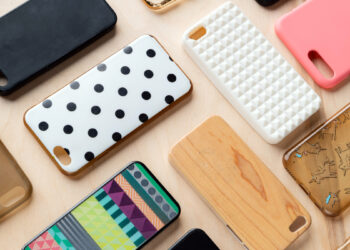 لماذا يجب عليك استخدام الهاتف الذكي بدون حافظة؟