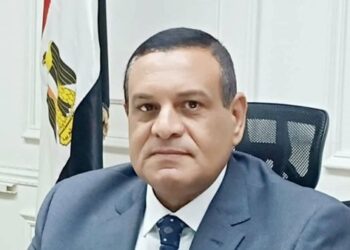 اللواء هشام آمنة محافظ البحيرة