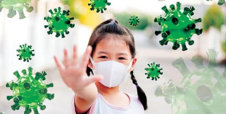 4 نصائح من “الصحة” لحماية الأطفال الأقل من ١٨ عام من خطر الإصابة بكورونا