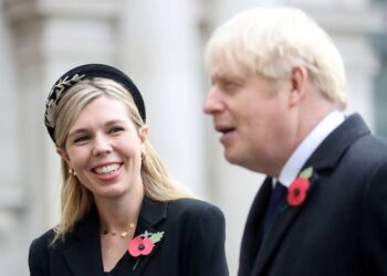 أزمة جديدة تواجه بوريس جونسون.. زوجة رئيس وزراء بريطانيا تنتهك قواعد كورونا
