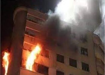 نشوب حريق داخل عقار في مدينة نصر والحماية المدنية تحاول إخماده