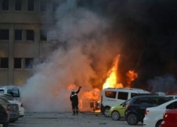 انفجار وسط العاصمة اليونانية أثينا يسفر عن مقتل شخص واضرار مادية