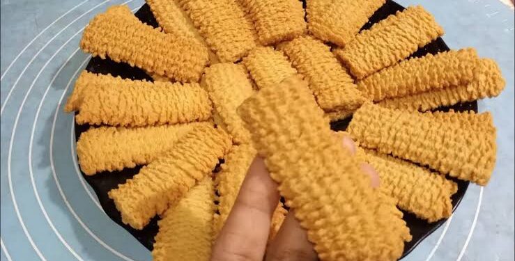 تفاصيل اتهام مدير مدرسة ببيع وجبات الطلاب في السوق السوداء