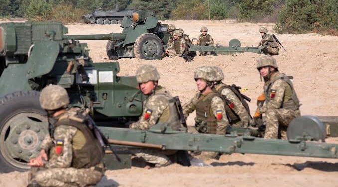 ألمانيا تدعم الجيش الاوكراني بصفقة “خوذ” بدلا من السلاح