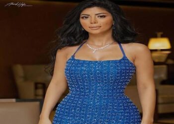 تفاصيل القبض على سائق تحرش بالفنانة كارولين عزمي داخل سيارتها بالنزهة