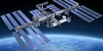 روسيا وأمريكا تتباحثان لإطالة عمر المحطة الفضائية الدولية