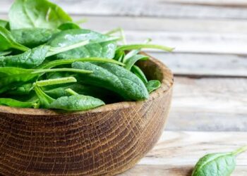 تناول «السبانخ» يحمي من خطر الإصابة بالسكتات الدماغية المفاجئة