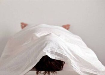 سيدة تنهي حياتها بالحبة السامة حزنا علي طفلتها في الجيزة