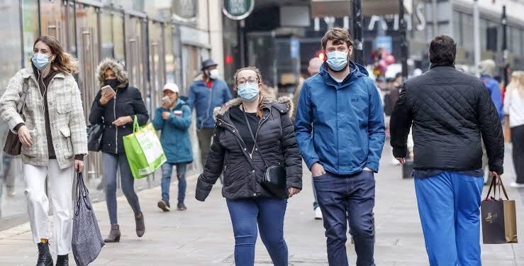 بريطانيا تقرر وقف العمل من المنزل.. والخسائر بلغت ارقاما قياسية