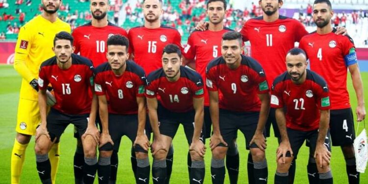 مصر ضد نيجيريا..صلاح ومصطفي محمد يقودان هجوم الفراعنة