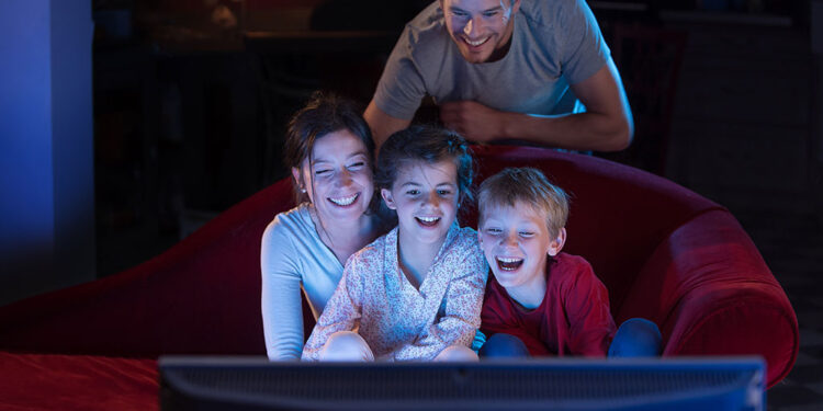 أفضل الأفلام العائلية.. حول بيتك إلى قاعة سينما وشاهد أفلام تصلح للجميع