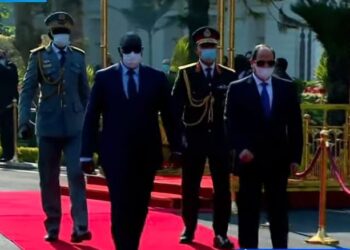 أول صور من لقاء الرئيس السيسي ونظيره السنغالي في قصر الاتحادية