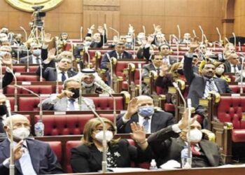 الشيوخ ينتصر للمرأة العاملة.. ننشر فترة إجازة الوضع ومرات استحقاقها بقانون العمل