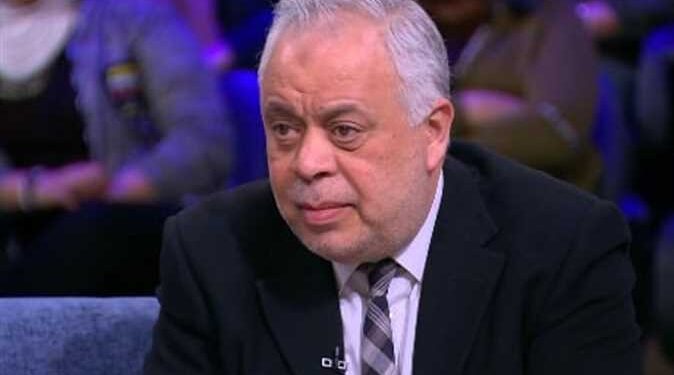 أشرف زكي: سنصدر بيان رسمي حول أزمة فيلم أصحاب ولا أعز