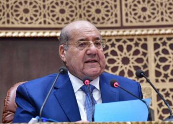 نهاية أسطورة شركات العمالة.. «الشيوخ» يحظر الربح نظير إلحاق العامل بالوظيفة