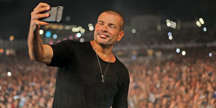 الهضبة وأحمد حسام ميدو يحتفلون بفوز منتخب مصر