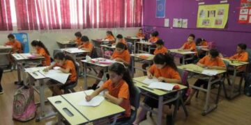 قرار جديد من «التعليم» للمدارس بشأن نتيجة امتحان نصف العام للصف الرابع الابتدائى