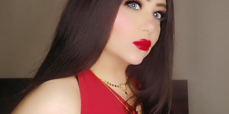 خاص.. إيمان أيوب تكشف تفاصيل مشاركتها في مسلسل نقل عام