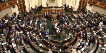 برلمان قانون العقار