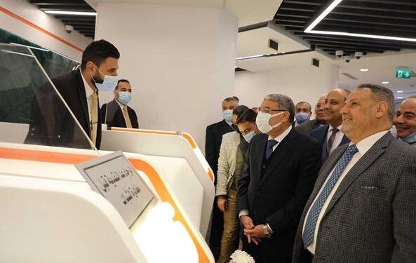محافظ المنيا يفتتح فرعا جديدا للبنك الأهلي المصري