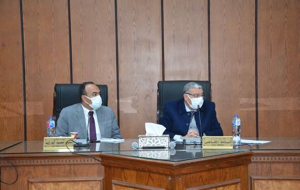 أثلجت قلوب المصريين..محافظ المنيا يشٌيد بقرارات الرئيس السيسي الأخيرة