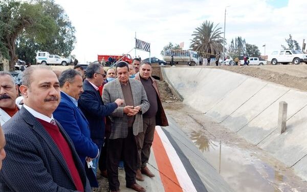 تجاوزت الـ ١٠٥ مليون جنية.. محافظ البحيرة يتفقد العديد من المشروعات بإيتاي البارود