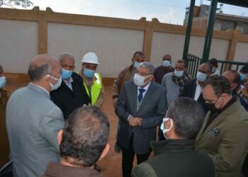 بـ300 مليون جنيه.. محافظ المنيا يتفقد أعمال إنشاء محطة مياه جنوب ملوي