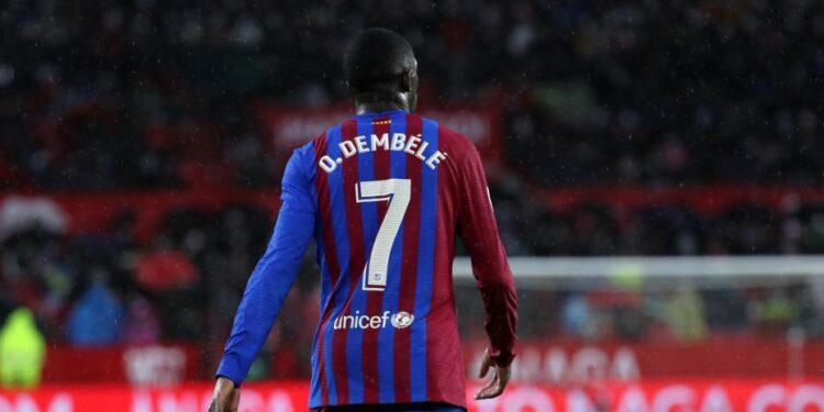 تشافي يُحذر ديمبلي: التجديد لبرشلونة أو الرحيل هذا الشهر