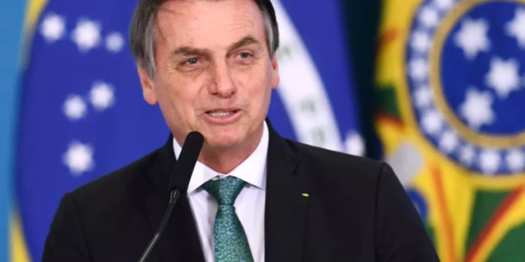 رئيس البرازيل يضع اللمسات الأخيرة على إصلاح وزارى للفوز فى الانتخابات