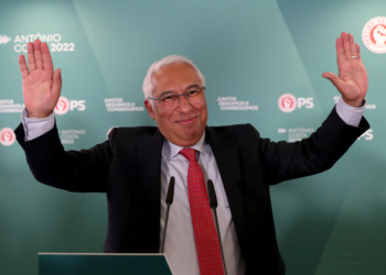 رئيس الوزراء البرتغالى يتصدر نتائج الانتخابات التشريعية المبكرة