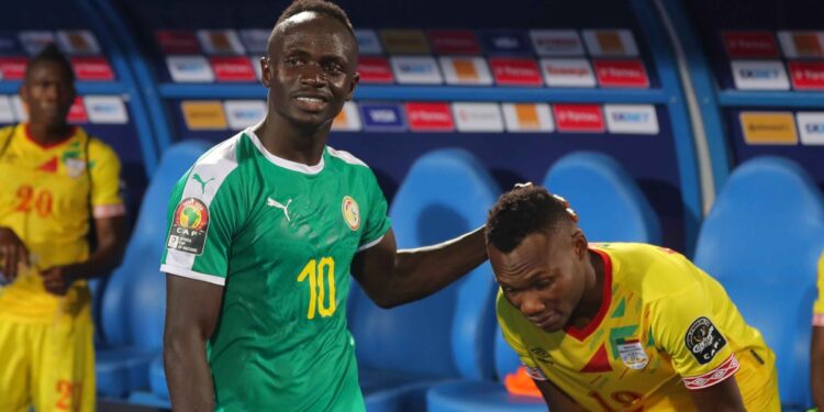 الإصابة تُجبر ساديو ماني على مغادرة مباراة السنغال والرأس الأخضر