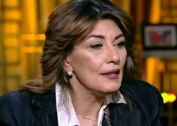 في انتظار بابا يعود بسماح أنور لجمهور المسرح من جديد