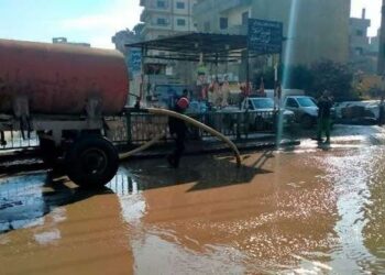 لمواجهة التقلبات الجوية.. إنتشار سيارات شفط مياه الأمطار بالشرقية