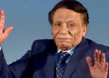 بعد تأهل المنتخب الوطني .. عادل امام يحتفل بهذه الطريقة  