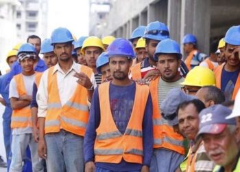 إنفوجراف.. ننشر نظام الإجازات الجديد للعاملين بالقطاع الخاص وفق قانون العمل