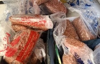 لضبط لحوم مجهولة المصدر.. تشميع مطعم مأكولات سورية شهير بالطالبية