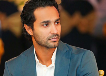    كريم فهمي: نتفلكس هتتكسف تعمل قصة حياة الناس المتناقضة في مجتمعنا