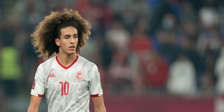 رسميا.. منتخب تونس يعلن إصابة حنبعل بفيروس كورونا