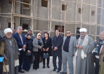 للتعريف بـ “حياة كريمة”.. محافظ أسيوط يعلن استمرار لجان المشاركة المجتمعية