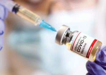 تعرض 21 ألف جرعة لقاح كورونا للإهدار بسبب إعصار راى بالفلبين