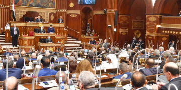 ممارسة نشاط مماثل أو العمل للغير.. 6 محظورات للعاملين في القطاع الخاص بقانون العمل الجديد