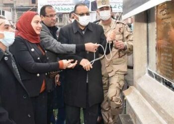 محافظ الشرقية يفتتح أعمال تطوير ميدان الشهيد أحمد المنسي بمنيا القمح