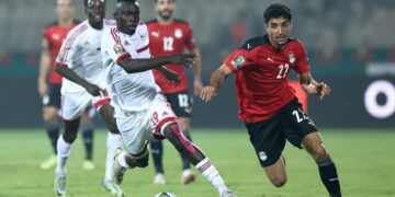 مصر والسوادن.. انطلاق الشوط الثاني من مباراة تحديد المصير