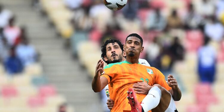 مصر وكوت ديفوار (0-0) في أول 30 دقيقة.. العارضة تحرم الفراعنة من التقدم