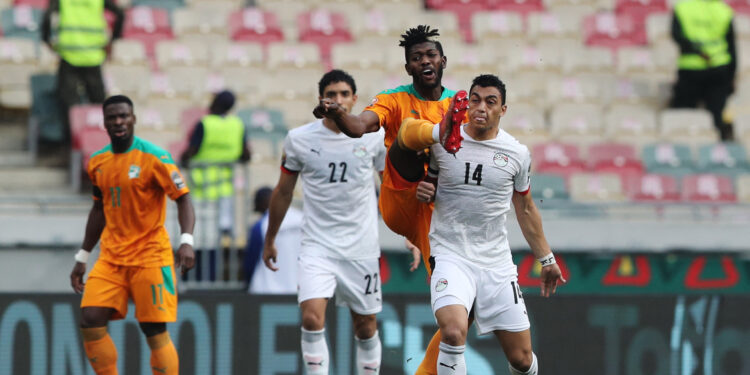 مصر وكوت ديفوار (0-0) في أول 30 دقيقة.. العارضة تحرم الفراعنة من التقدم